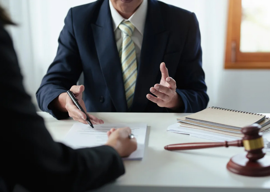 How to choose the right financial advisor for your needs?
